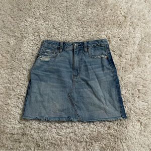 Abercrombie and Fitch Skirt Size 2 Denim Blue Light Washed Casual Distressed